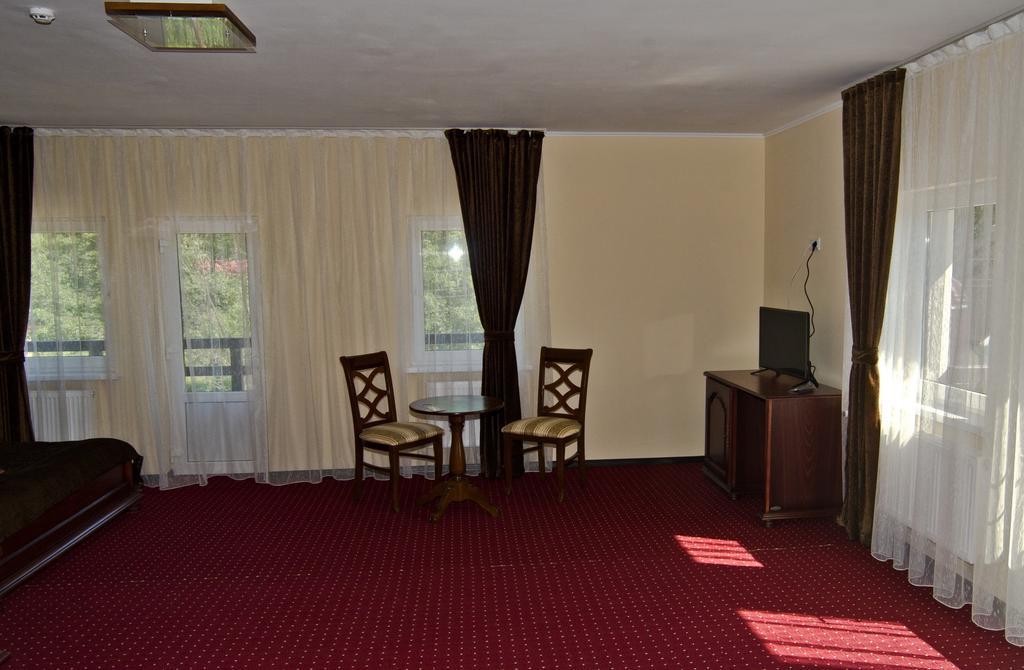 Hotel Stupari à Shayan Chambre photo